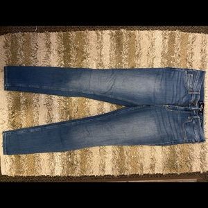 Size 3R, W36, dark wash Hollister skinny jeans